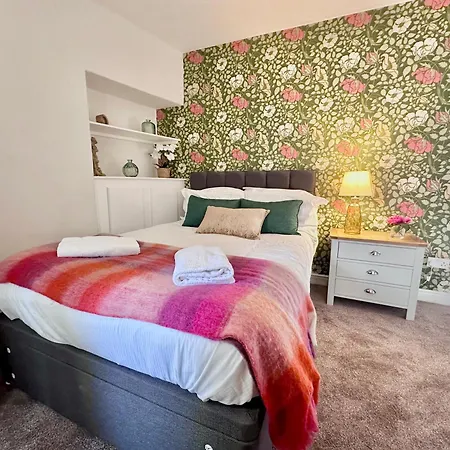 Blossoms Reach - 2 Minutes From Station And Centre * York